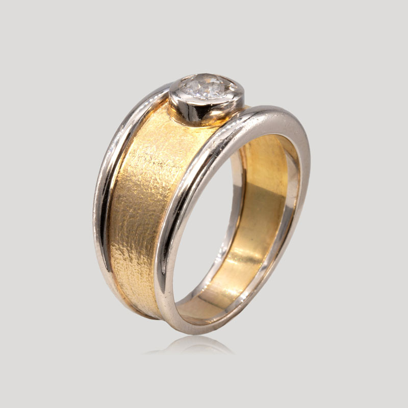 31200181-bague-bandeau-diamant