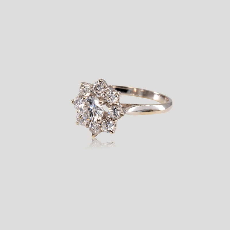 bague-marguerite-ronde-diamants-img-1594